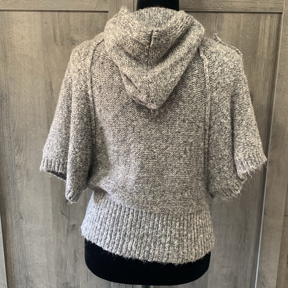 Twenty One Over Sized Capped Sleeves Taupe Hooded Sweater Women's Size S Petite - Picture 7 of 11